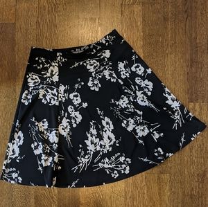 Kate Hill Floral Black White Skirt Plus Size 18W